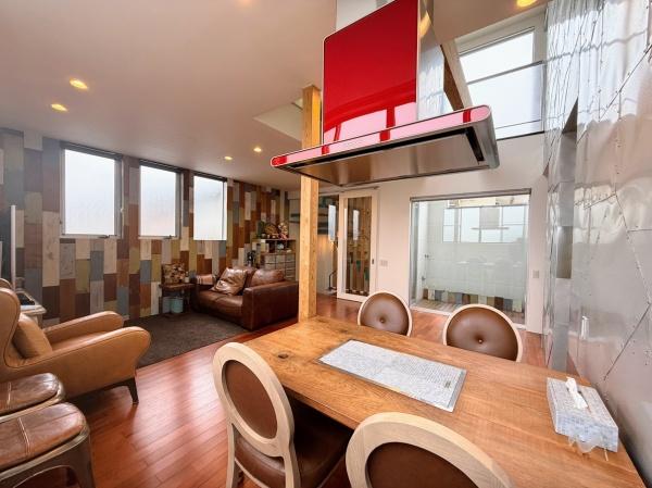 大和郡山市下三橋町の中古一戸建て(リビング)