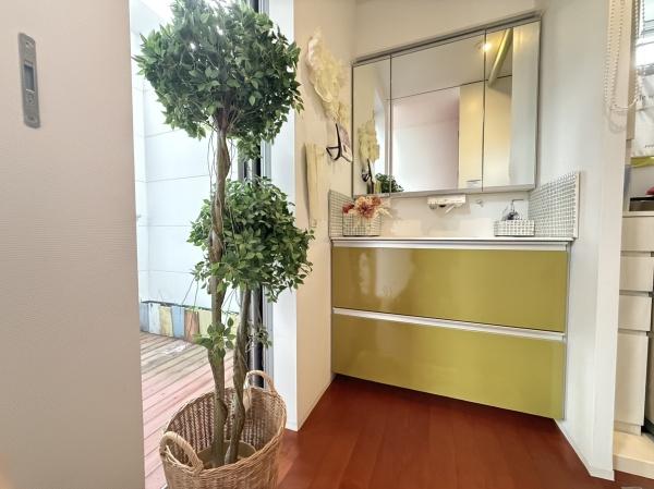 大和郡山市下三橋町の中古一戸建て(洗面台・洗面所)