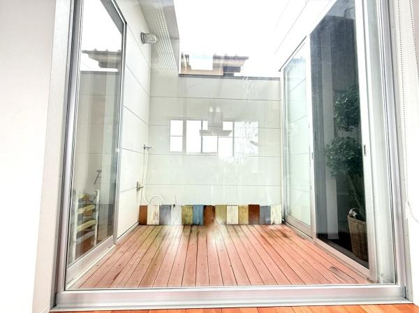 大和郡山市下三橋町の中古一戸建て(バルコニー)