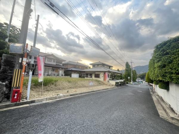 生駒市さつき台１丁目の土地