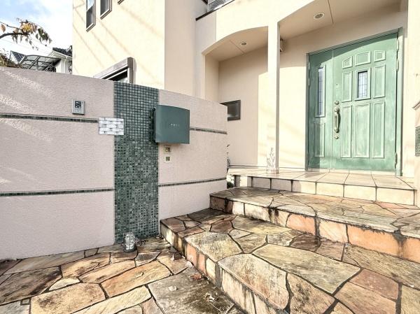 天理市中町の中古一戸建て