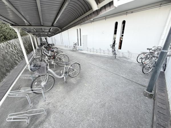 ローレルコート学園前C棟