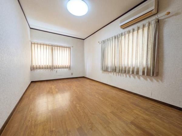 京田辺市東東神屋の中古一戸建て