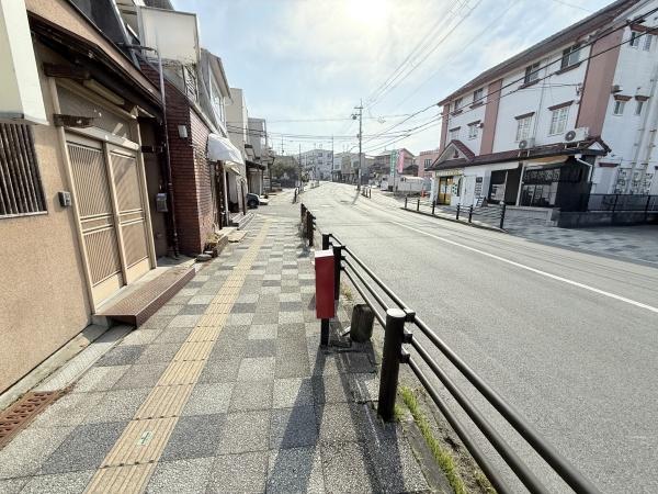 奈良市中山町西3丁目～店舗付き住宅～