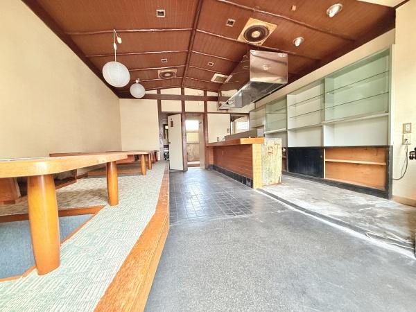 奈良市中山町西3丁目～店舗付き住宅～