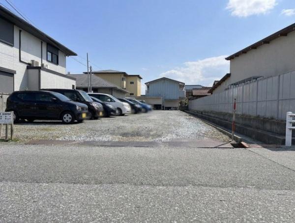 彦根市平田町の中古一戸建て