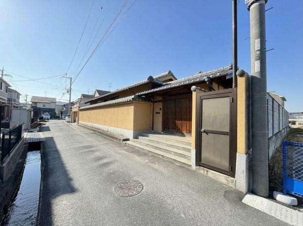 木津川市吐師野間の中古一戸建
