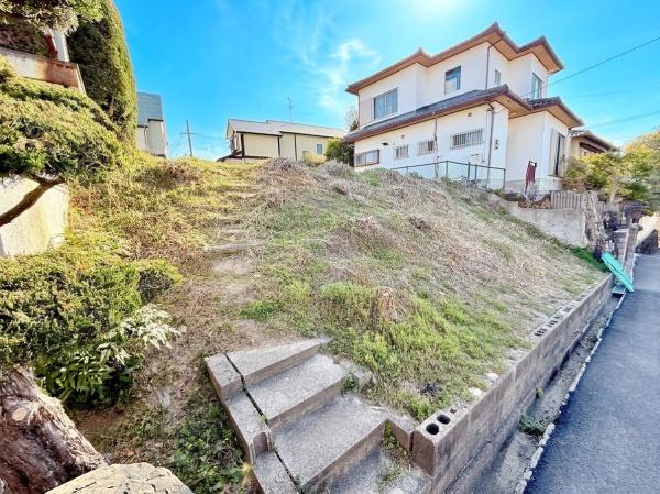 奈良市学園朝日元町１丁目の土地