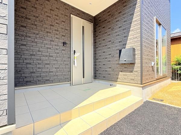 奈良市中山町の新築一戸建