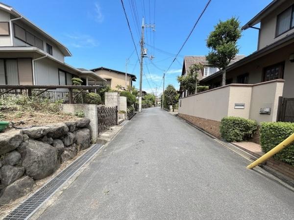 奈良市登美ヶ丘４丁目の土地