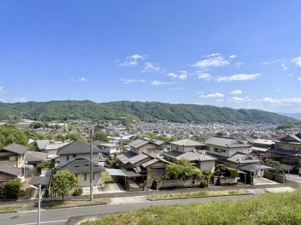 生駒郡平群町若葉台４丁目の新築一戸建