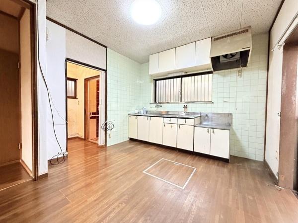 奈良市白毫寺町の中古一戸建て