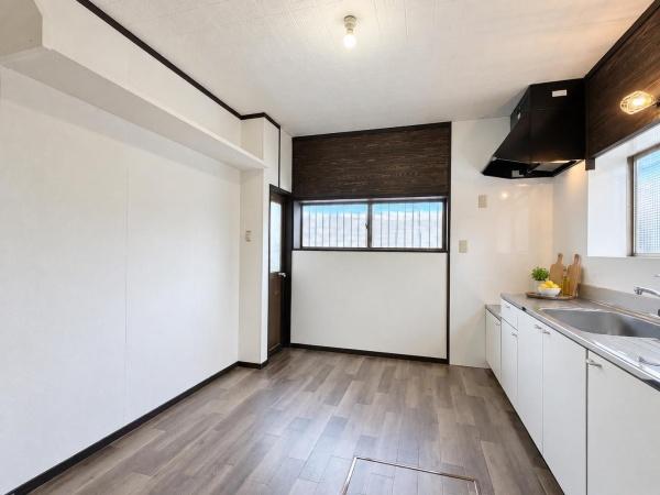 奈良市中新屋町の中古一戸建て