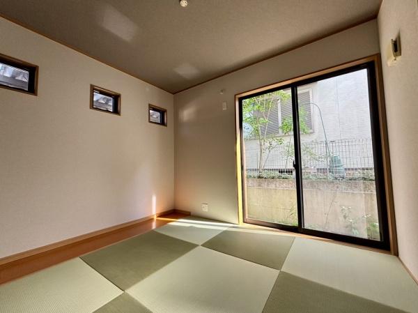 奈良市敷島町１丁目の中古一戸建て