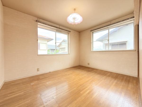 木津川市南加茂台１５丁目の中古一戸建て