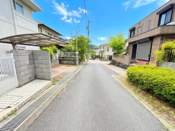 名張市百合が丘西４番町の中古一戸建て