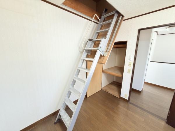 名張市百合が丘西４番町の中古一戸建て