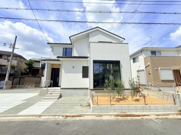 奈良市若葉台２丁目の新築一戸建