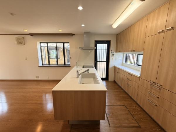奈良市四条大路南町の中古一戸建て