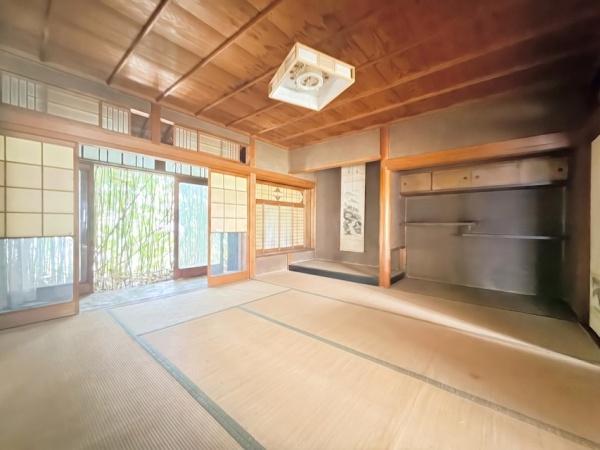 生駒郡斑鳩町稲葉車瀬１丁目の中古一戸建て