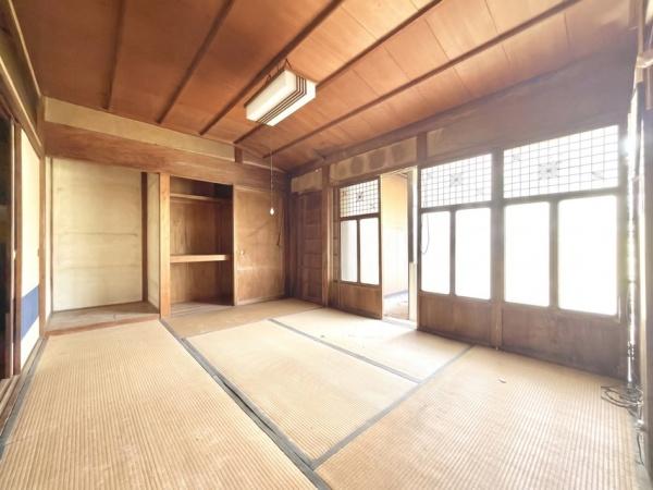 生駒郡斑鳩町稲葉車瀬１丁目の中古一戸建て
