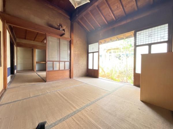 生駒郡斑鳩町稲葉車瀬１丁目の中古一戸建て