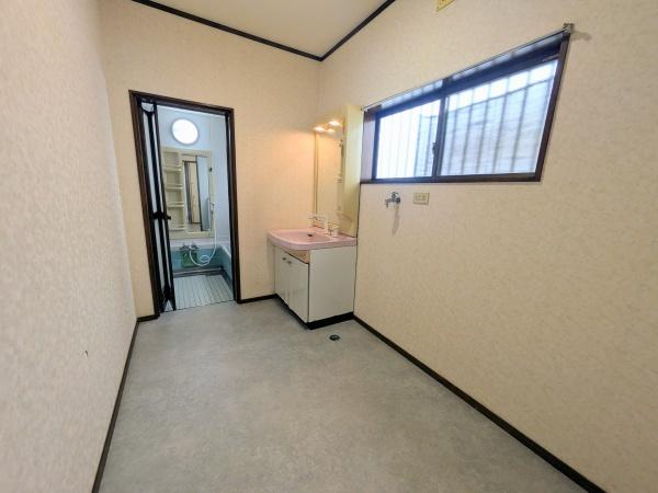 奈良市都祁白石町の中古一戸建て