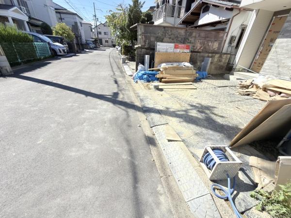 木津川市木津南後背の新築一戸建