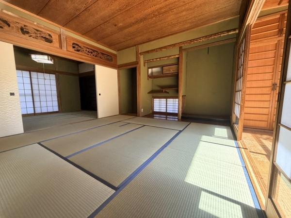 名張市桔梗が丘４番町の中古一戸建て