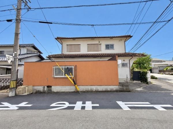 名張市桔梗が丘４番町の中古一戸建