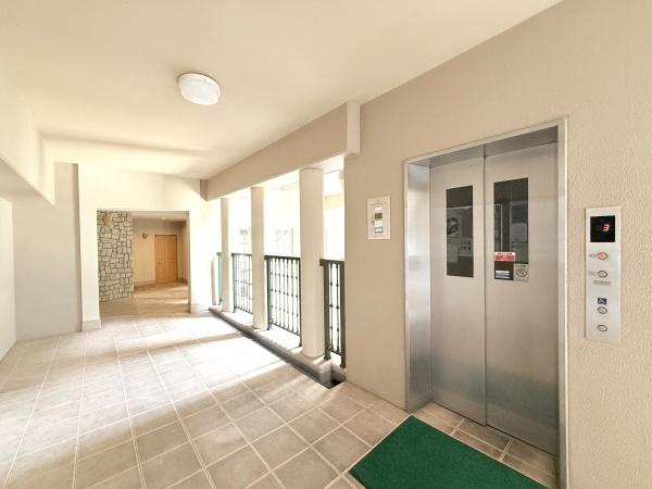プレステ12番館