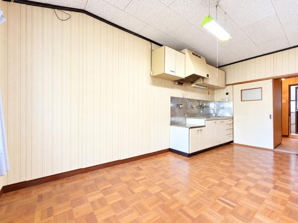 橿原市四条町の中古一戸建