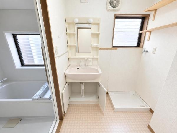 彦根市平田町の中古一戸建て
