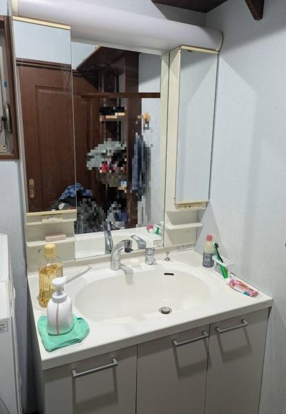 吹き抜けやロフトがある角地戸建！