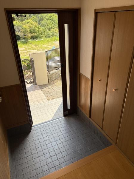 栗東市下戸山の中古一戸建て