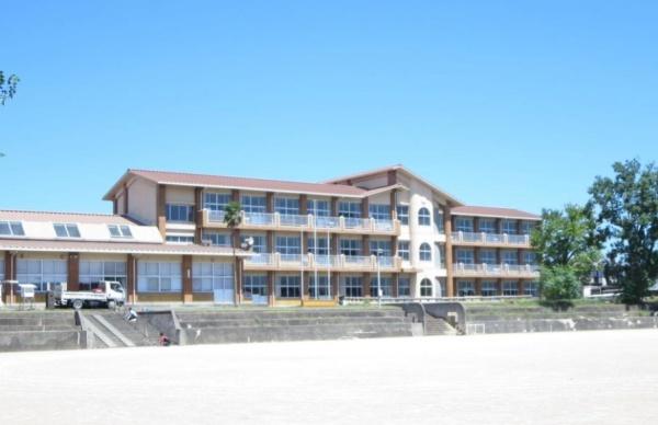 東臼杵郡門川町宮ケ原5丁目の中古一戸建て(門川町立門川小学校)