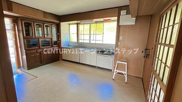 小林市野尻町三ケ野山の中古一戸建て