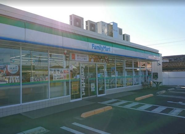 島之内新築(北側)(ファミリーマート島之内店)