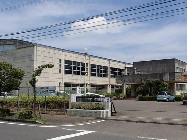 宮崎市佐土原町下那珂の土地(宮崎市立久峰中学校)