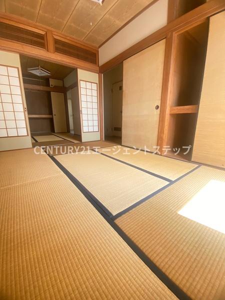 西都市小野崎１丁目の中古一戸建て