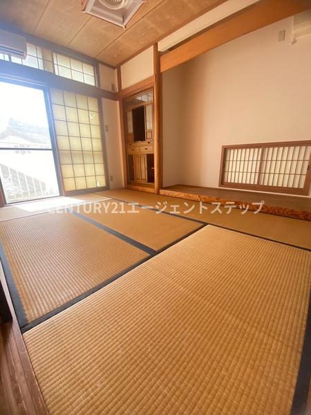 西都市小野崎１丁目の中古一戸建て