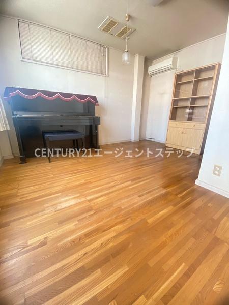 西都市小野崎１丁目の中古一戸建て
