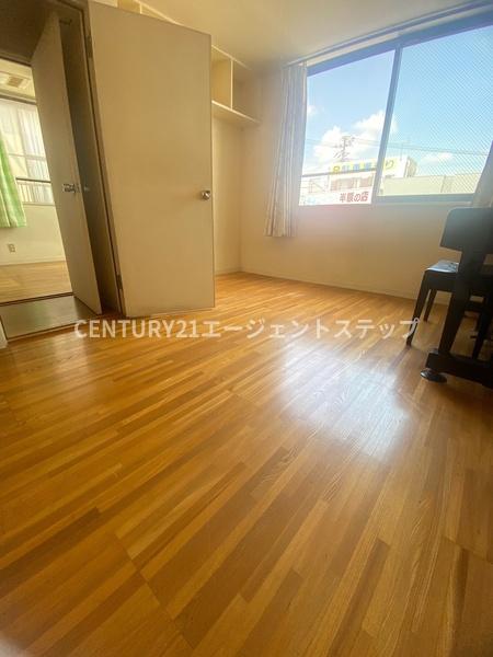 西都市小野崎１丁目の中古一戸建て