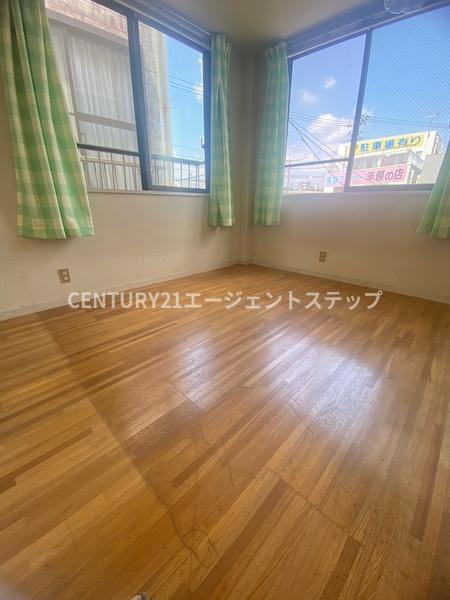 西都市小野崎１丁目の中古一戸建て