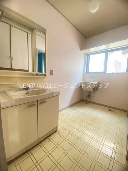 西都市小野崎１丁目の中古一戸建て