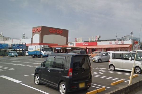 宮崎市月見ケ丘3丁目の土地(コープみやざき赤江店)