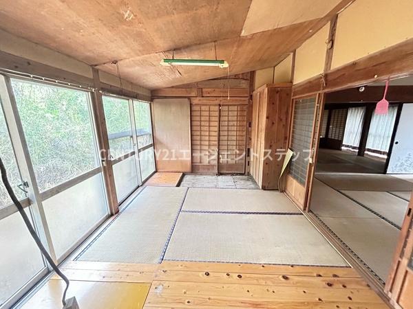 西都市大字鹿野田の中古一戸建て