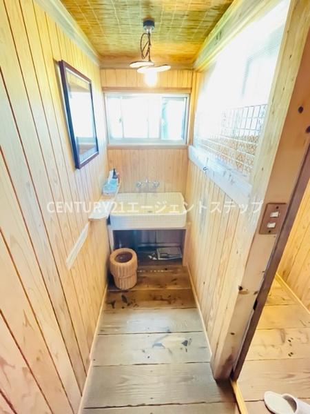 西都市大字鹿野田の中古一戸建て