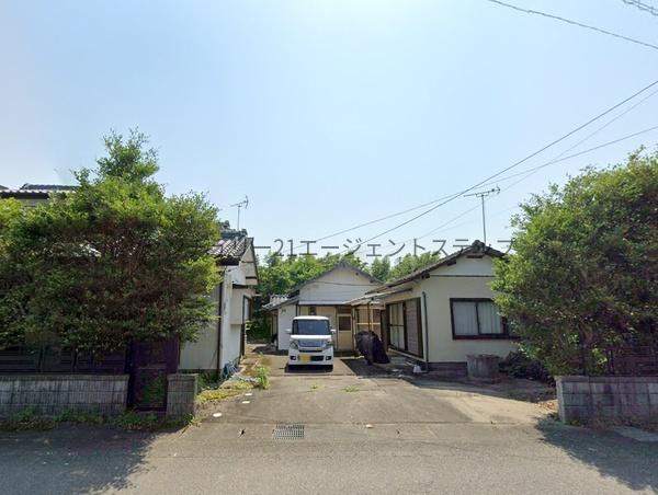 西都市大字三宅の中古一戸建て