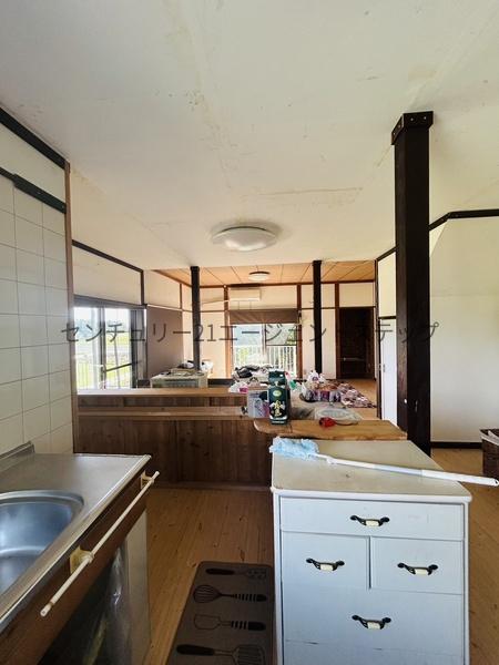西都市大字三納の中古一戸建て